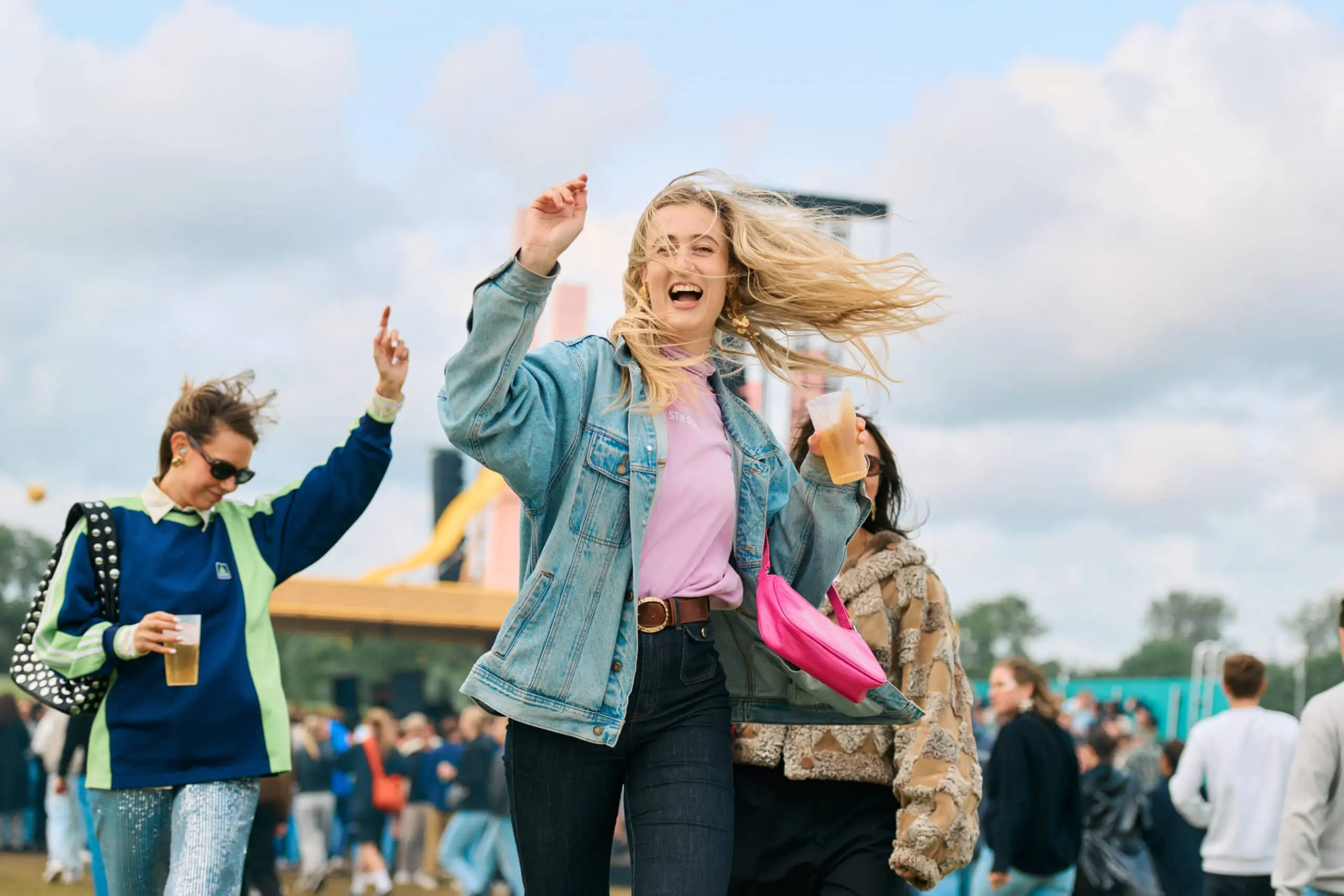 DZ1 - Busvervoer De Zon Festival 2026