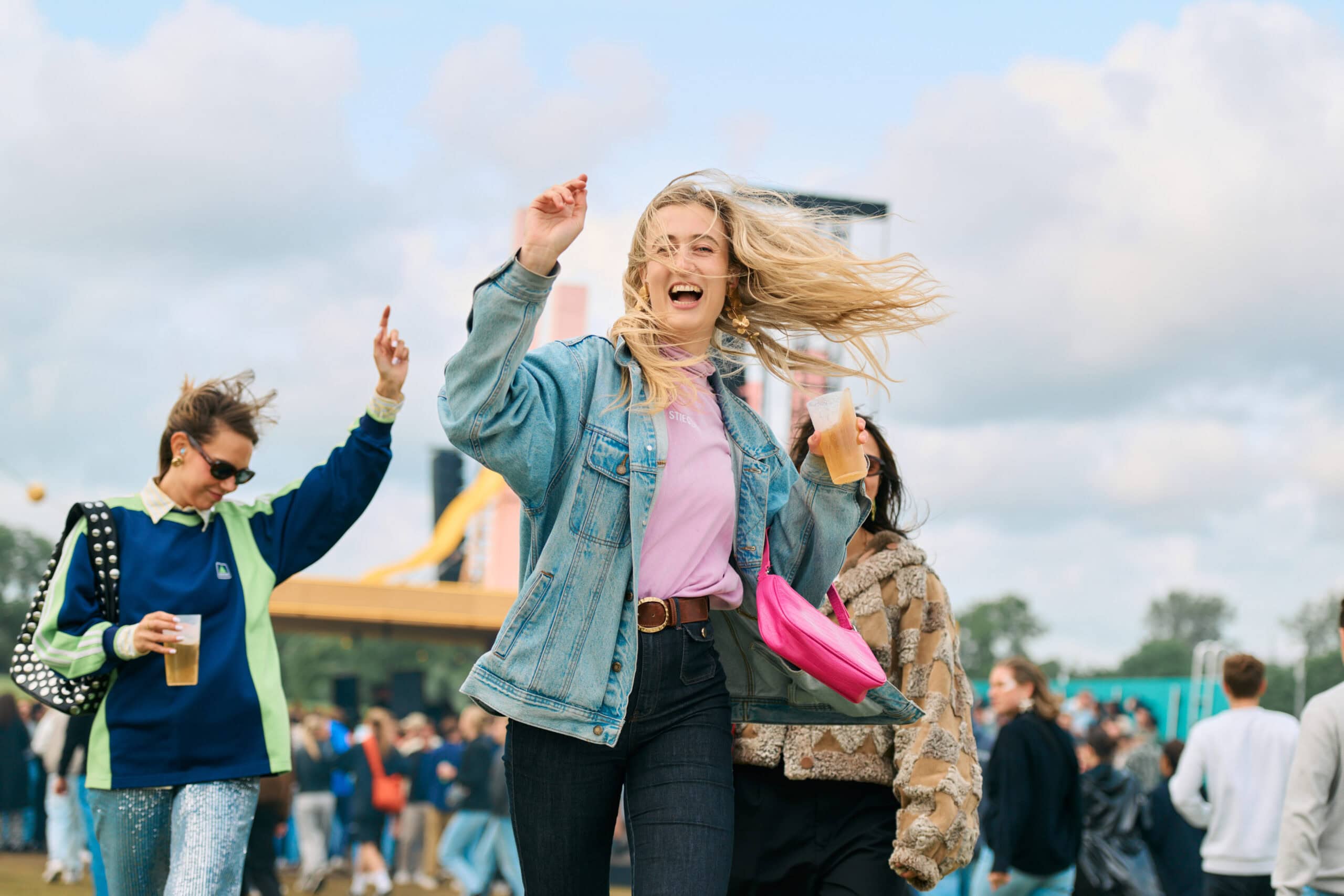 DZ1 - Busvervoer De Zon Festival 2026