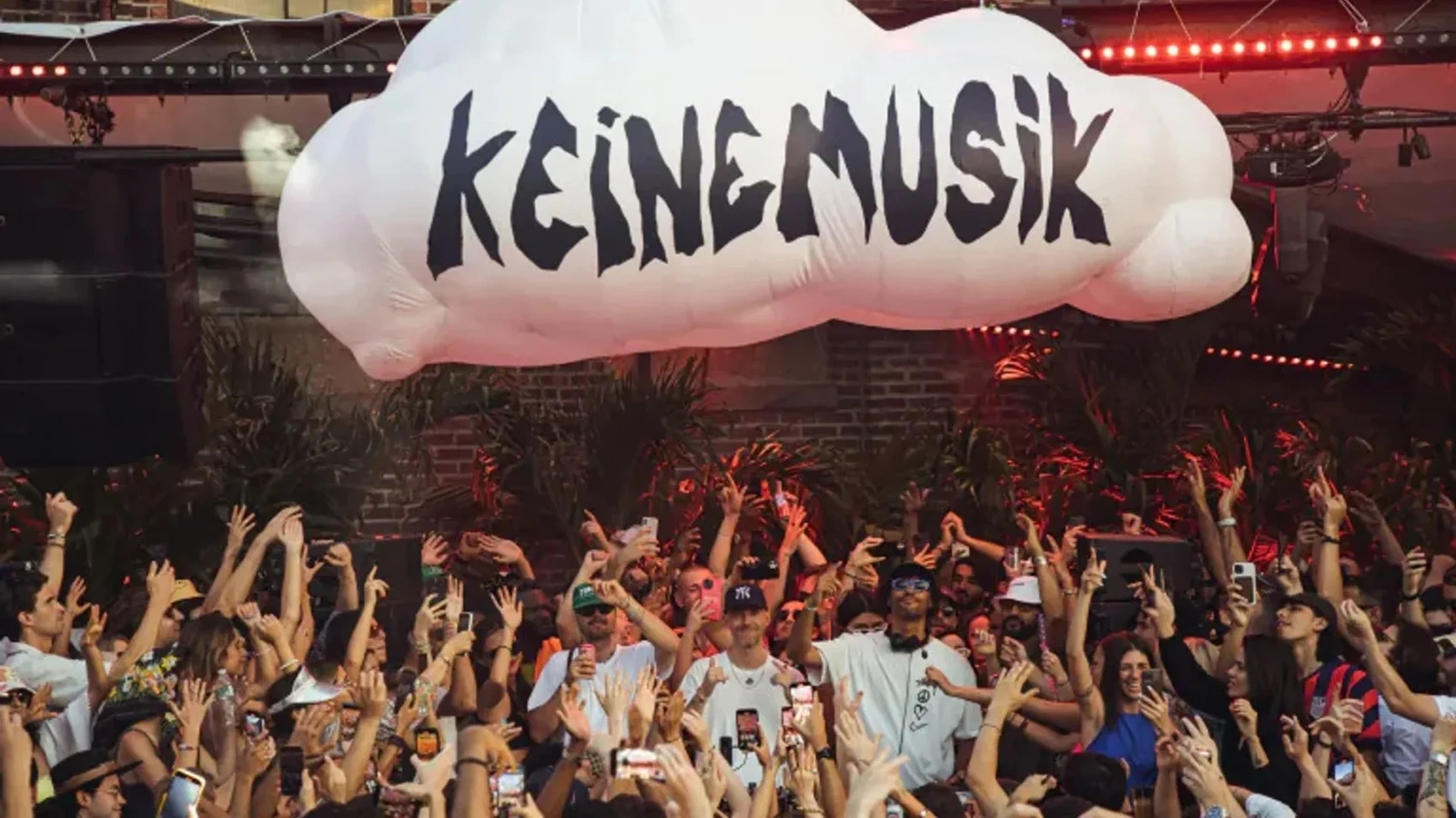 Busveroer Keinemusik 2026 keinemusik festival amsterdam.jpg - Busveroer Keinemusik 2026